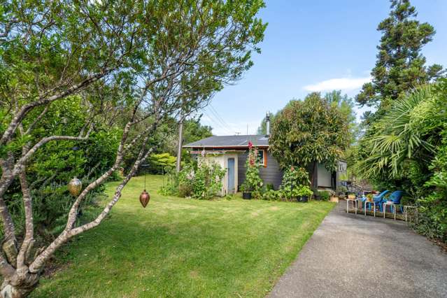 9 Ocean Beach Road Tairua_1