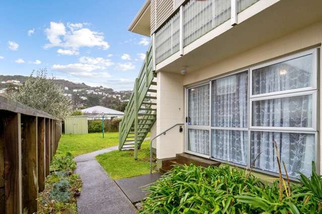 9/154 Onepu Road Lyall Bay_1