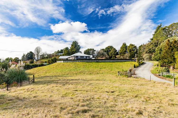 29 Golf Road Taumarunui_33