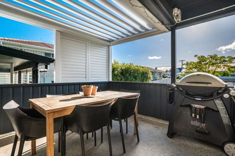 2/13 Waitemata Road Hauraki_17