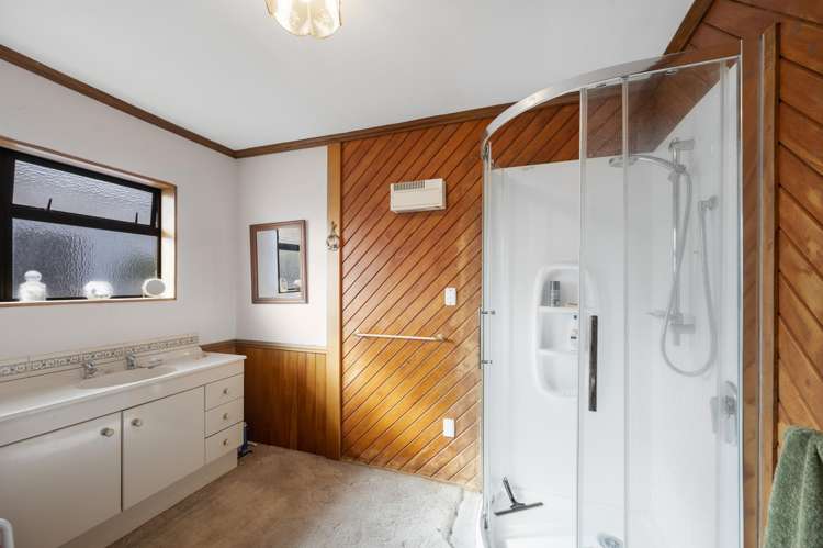 821 Cook Place Raureka_5