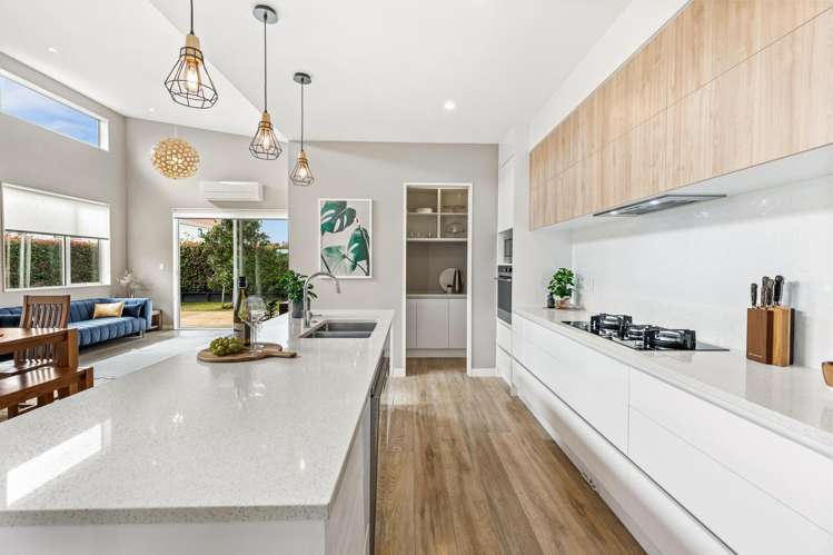 13 Floyd Road Riverhead_5