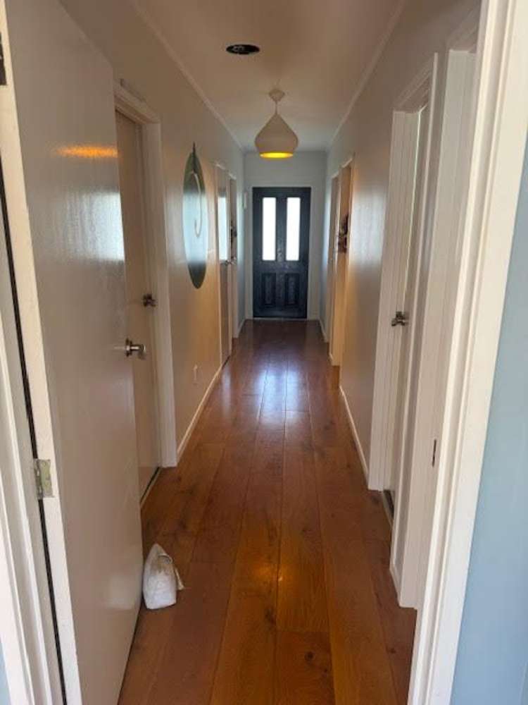 16 Te Ra Road Point Chevalier_9