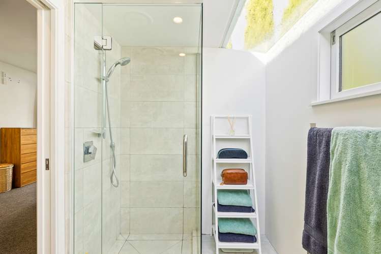 281 Fergusson Drive Heretaunga_13