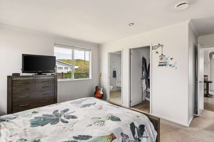 33 Hamilton Drive Wainui_11