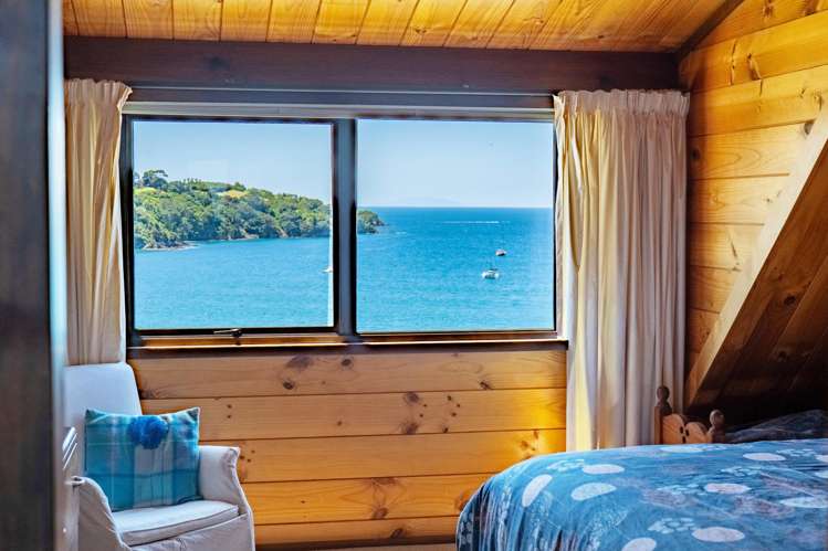 189 Ocean View Road Oneroa_18