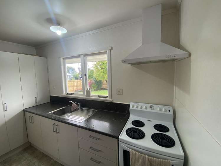 16 Coleridge Drive 1060_3