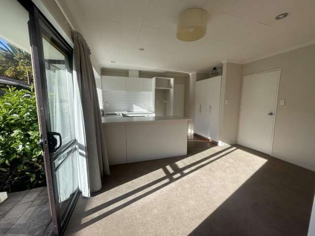 10a Wadeley Road 1464_2