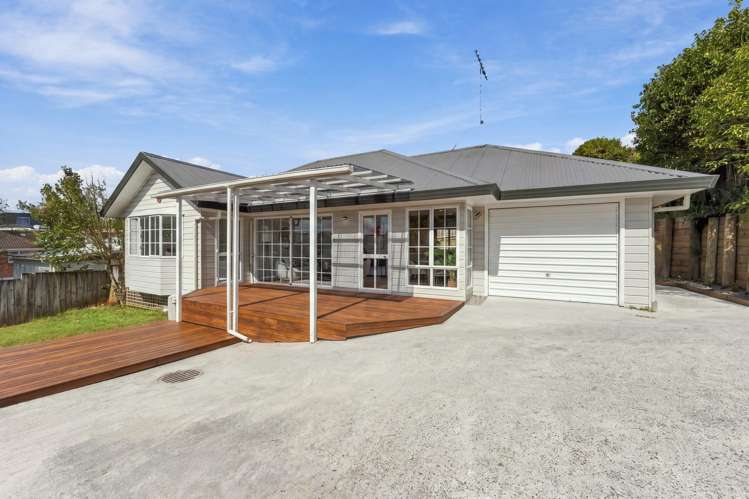 2/7 Bruce Road Glenfield_13