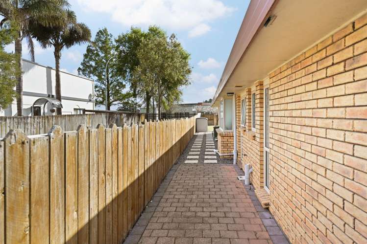 2 Kingsford Mews Hamilton East_22