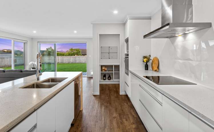 15 Orchard Terrace Riverhead_7