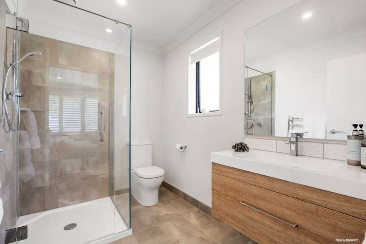 33A Forest Glen Orewa_20