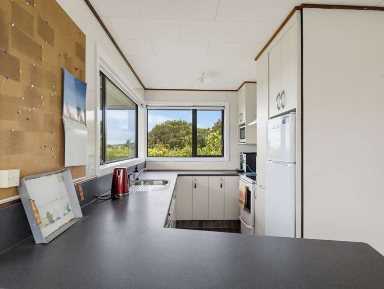 25 & 27 Totara Street Kaka Point_12