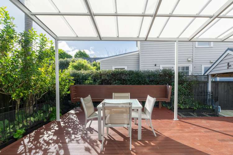 14 Beach Road Northcote Point_8