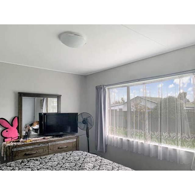7 Rimu Street 10516_4