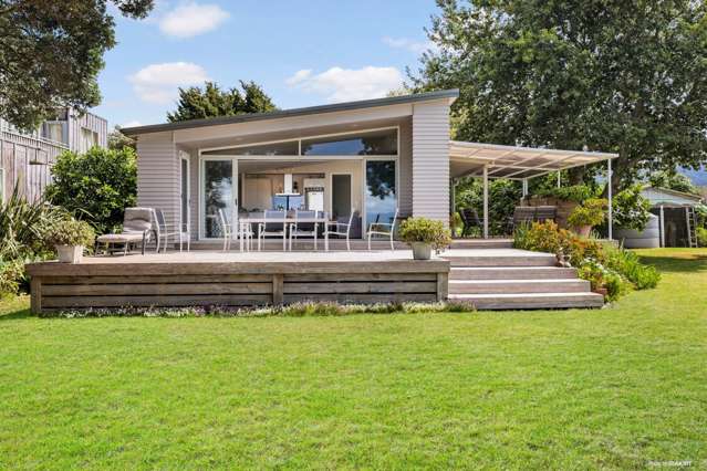 1686 East Coast Road Whakatiwai_4