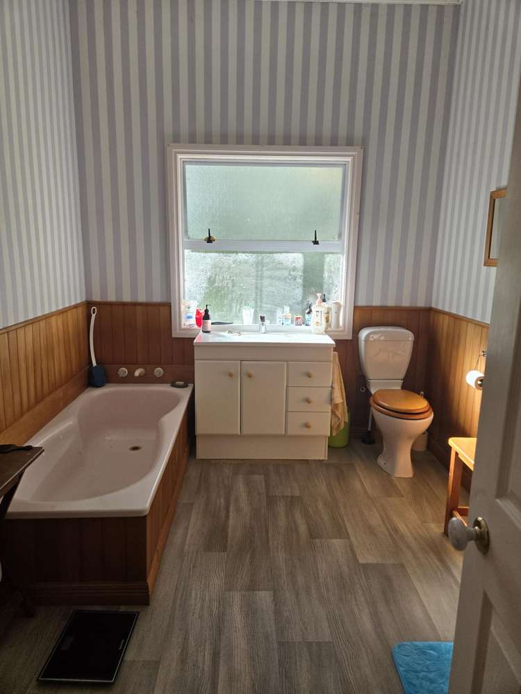 311 Kingseat Road Kingseat_9