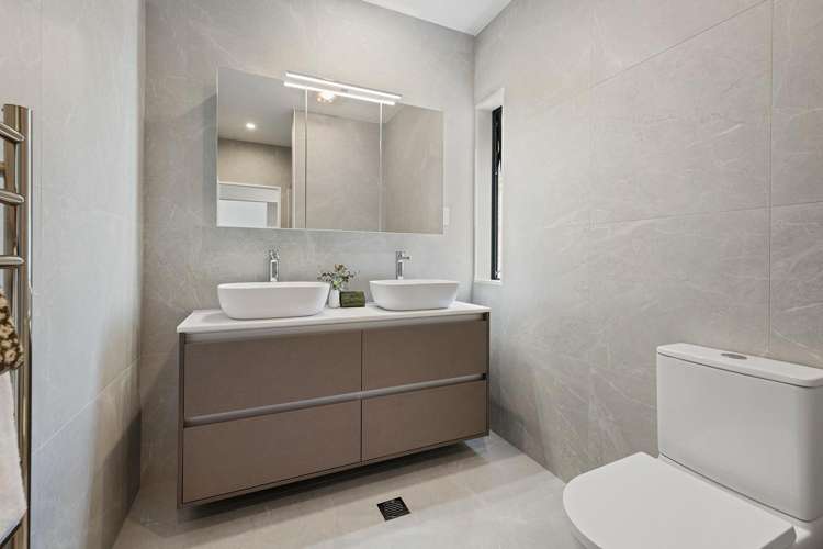 61 Riukiuta Avenue Three Kings_21