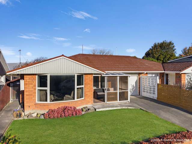 Modern, Warm & Spacious - Better Be Quick!!