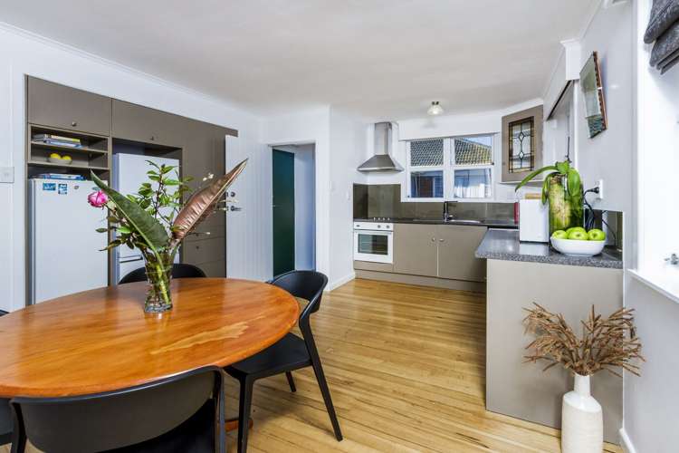 553 Richardson Road Mount Roskill_12