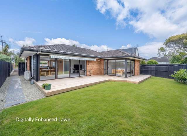 Single-Level Brick & Tile Home in Macleans Zone