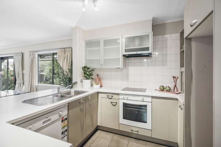 34 James Walter Place Mount Wellington_5