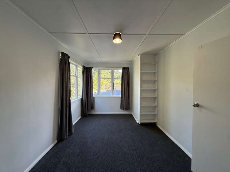 97 Reynolds Street Taita_10