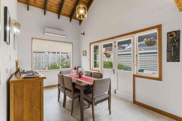 1/26 Tui Glen Road Birkenhead_4