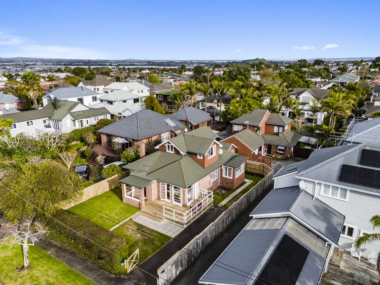 13 Horotutu Road Greenlane_25