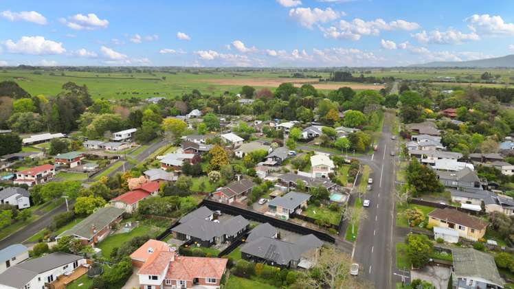 73B Houchens Road Glenview_13