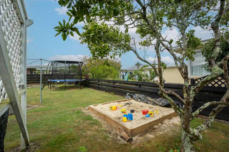 23 Erin Street Tikipunga_21