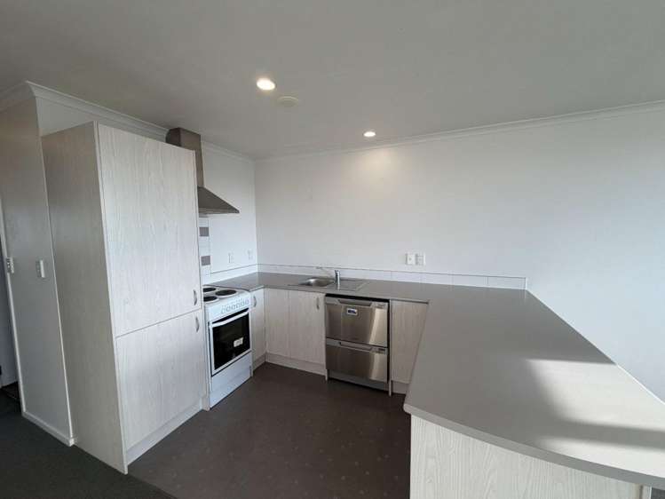 4/60 Parton Road 1131_2