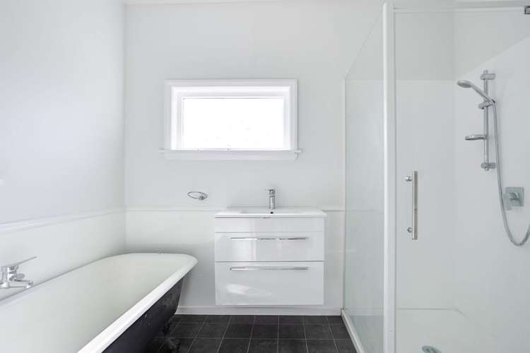 9 Madrid Street Dannevirke_18
