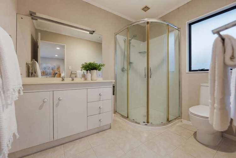 8 Chiania Place Somerville_23