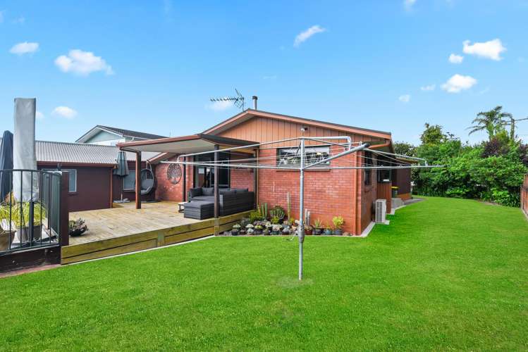 37 Pulham Crescent Queenwood_16