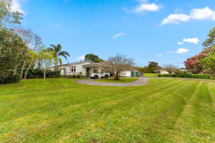 264 Glenbrook Beach Road Glenbrook_41