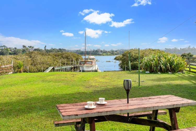 6 The Terrace Herald Island_1