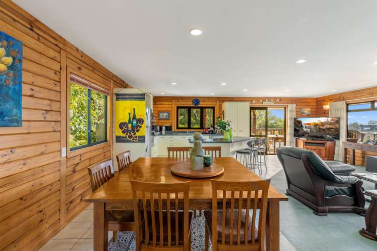 103 Main Road Tairua_15
