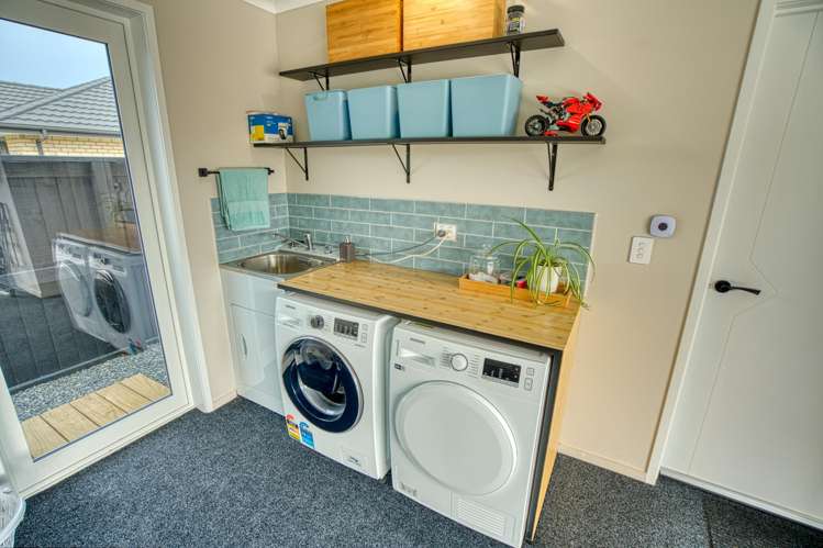 174 Coulson Road Paroa_30