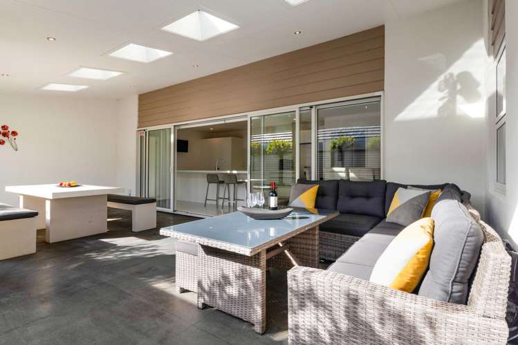 16 Egmont Street Patea_23