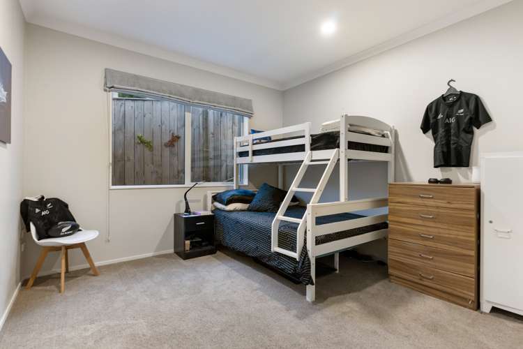 9 Bridget Court Red Beach_16