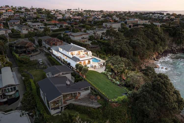 23D Beach Road Castor Bay_4