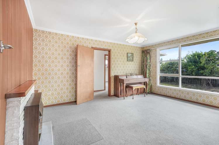 48 Southsea Crescent Silverdale_6