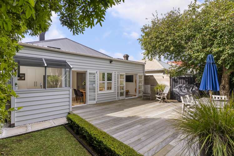 21 Carlton Gore Road Grafton_20