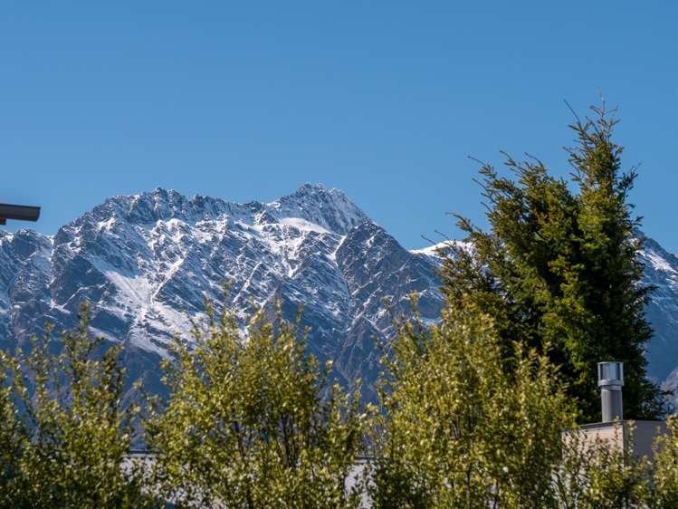 64 Cedar Drive Kelvin Heights_23