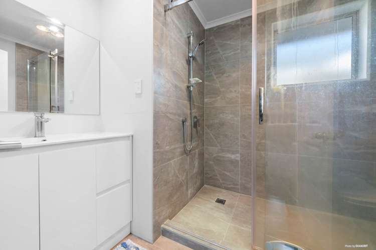 4 Norman Close The Gardens_6