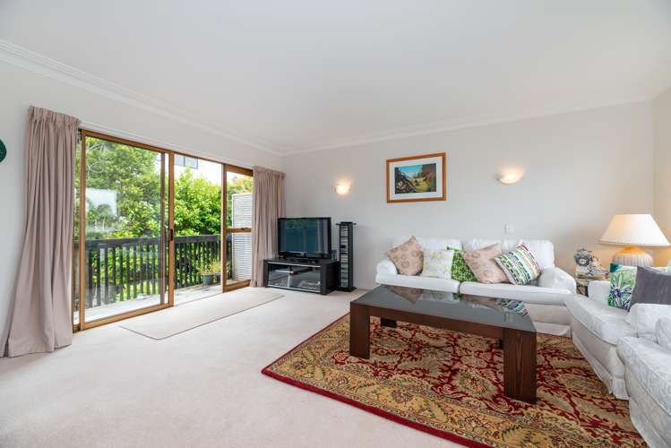 2/57 Rawhiti Road One Tree Hill_6