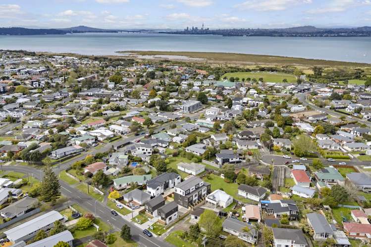 61 Gloria Avenue Te Atatu Peninsula_33