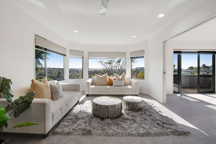 10 Goldfinch Rise | Unsworth Heights | North Shore City | Houses for