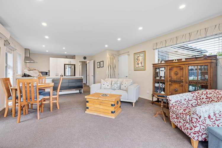 2/51 Barrington Street_3